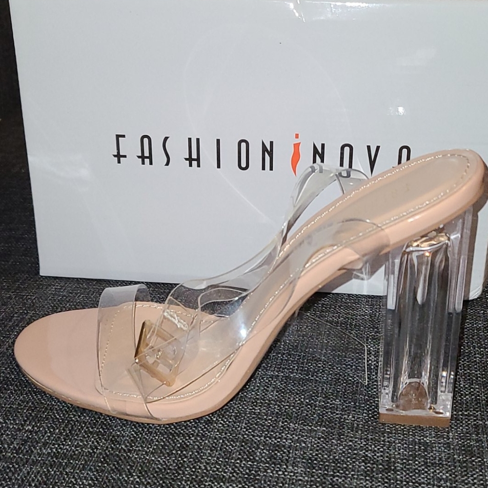 High heel - Picture 2 of 4